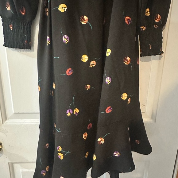 Cabi Divine Black Floral Long Sleeve Midi Dress. Size medium. - Picture 15 of 16